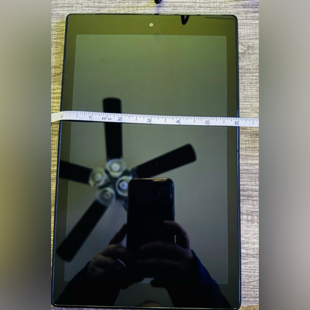 Amazon Fire HD 10” Tablet with Charger Included - Picture 7 of 8